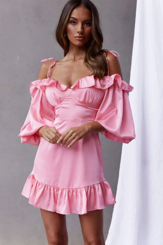 Ode To Love Sweetheart Neckline Balloon Sleeve Dress Pink