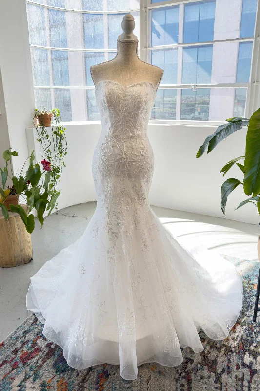 Trumpet-Mermaid Court Train  Lace Tulle Wedding Dress CW2987