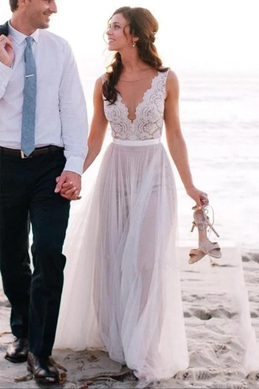 Elegant A Line Scoop Neck Sleeveless Lace Tulle Beach Wedding Dress