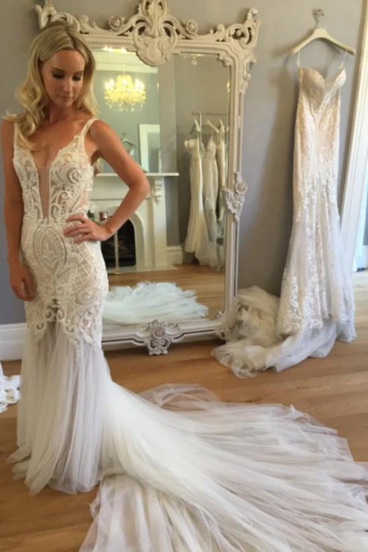 Mermaid Lace Deep V-neck Tulle Beach Wedding Dress