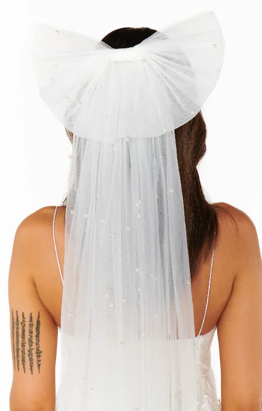 Pearl Bow Veil ~ White